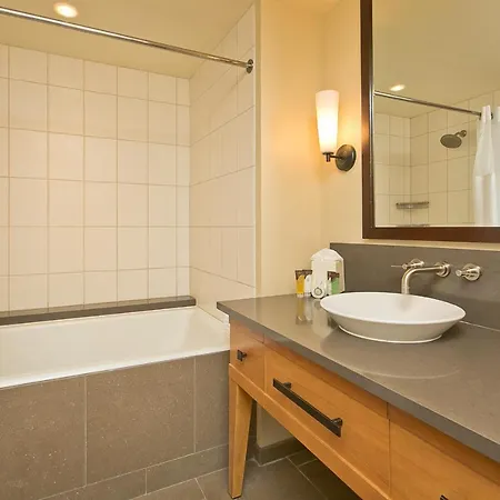Luxury Pool Front Ko Olina Beach Rental Ground Floor B105 2Br Free Parking Kapolei Exterior photo